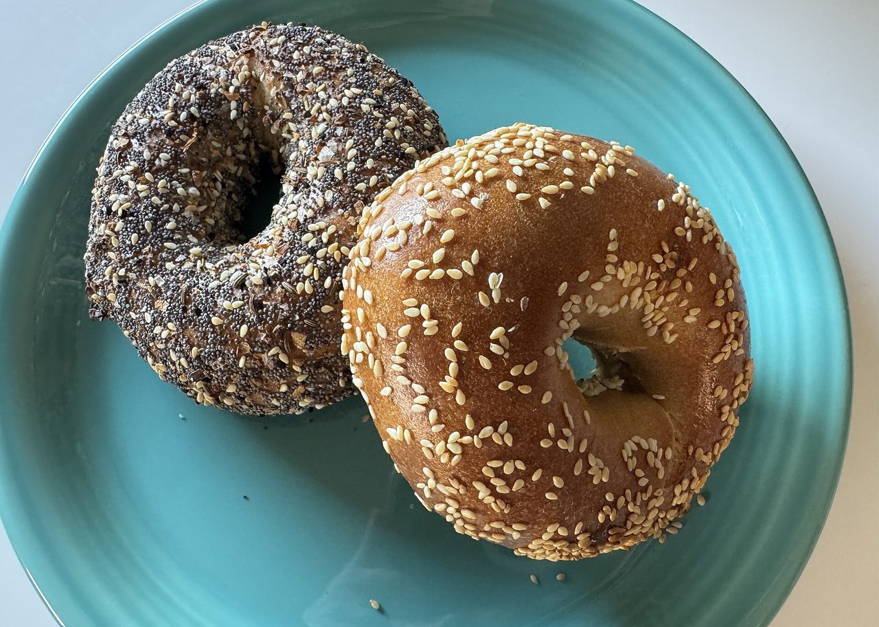Bagel (Boiled-Then-Baked Ring Bread)
