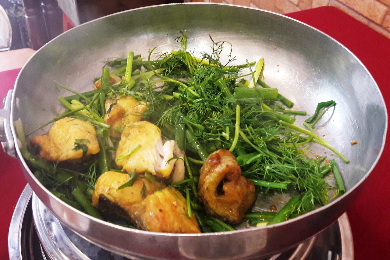 Cha Ca La Vong (Turmeric Fish with Dill Wilted at the Table)