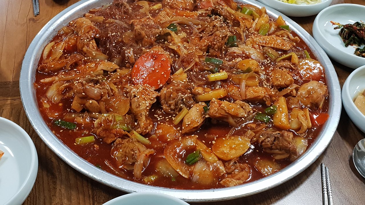 Jjimdak (Korean Braised Chicken)