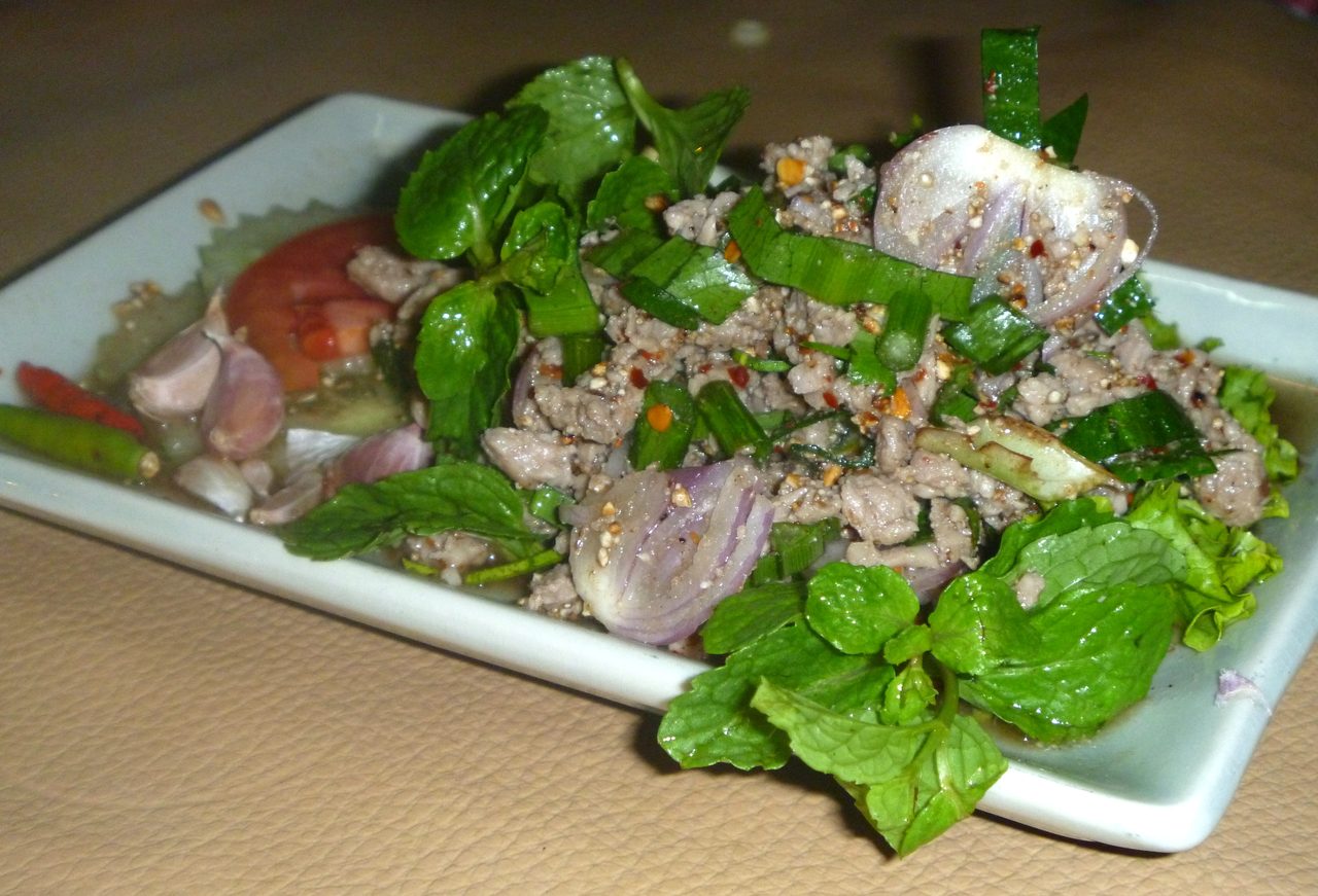 Laap (Lao Minced Meat Salad with Toasted Rice)